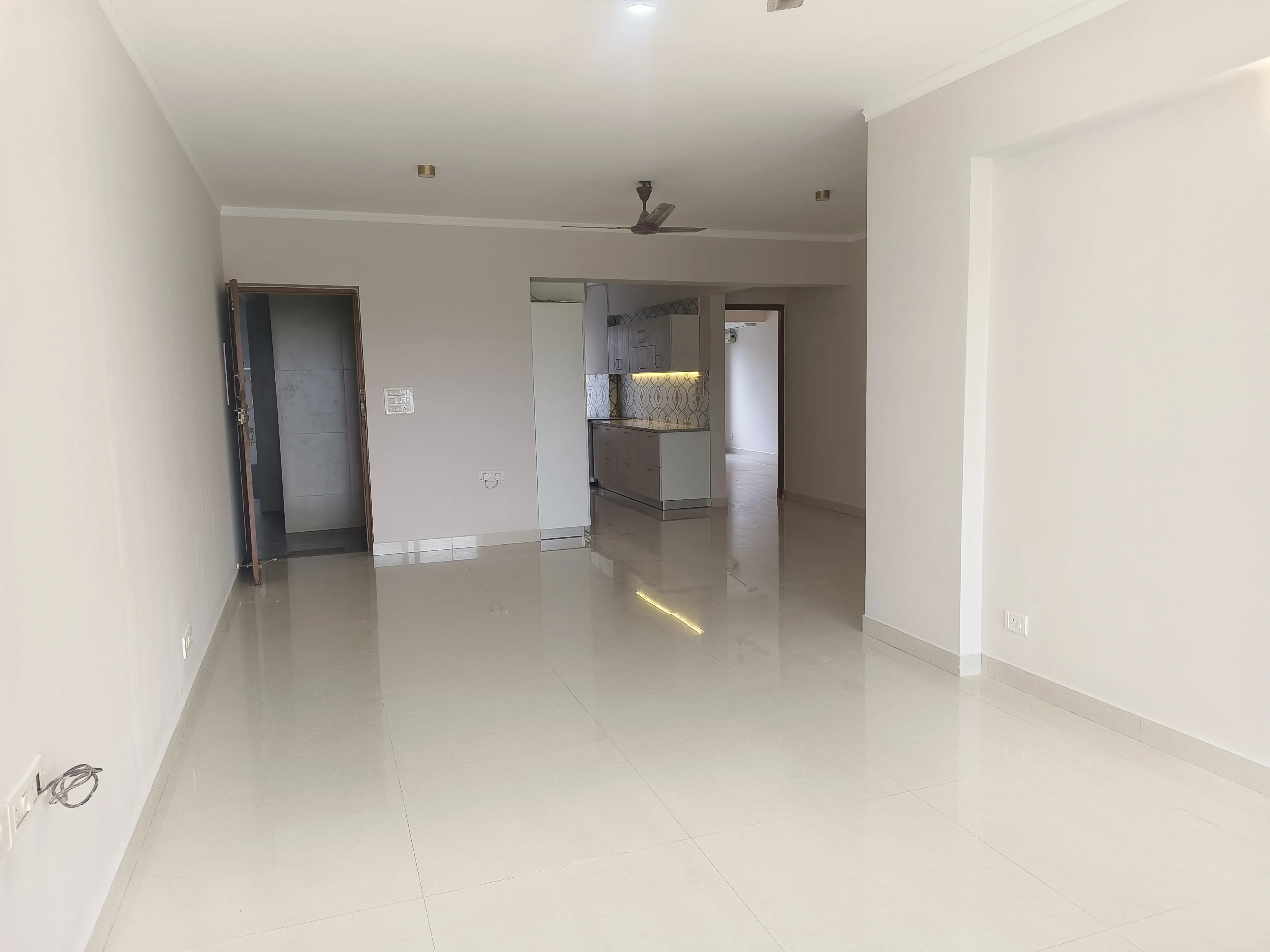 Luxuries Apartment
